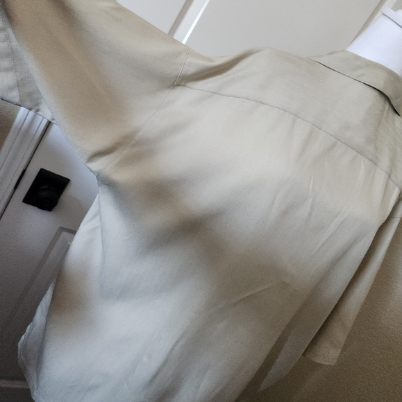 Tommy Bahama Men's Hawaiian 100% Silk Shirt Size L - Picture 4 of 5